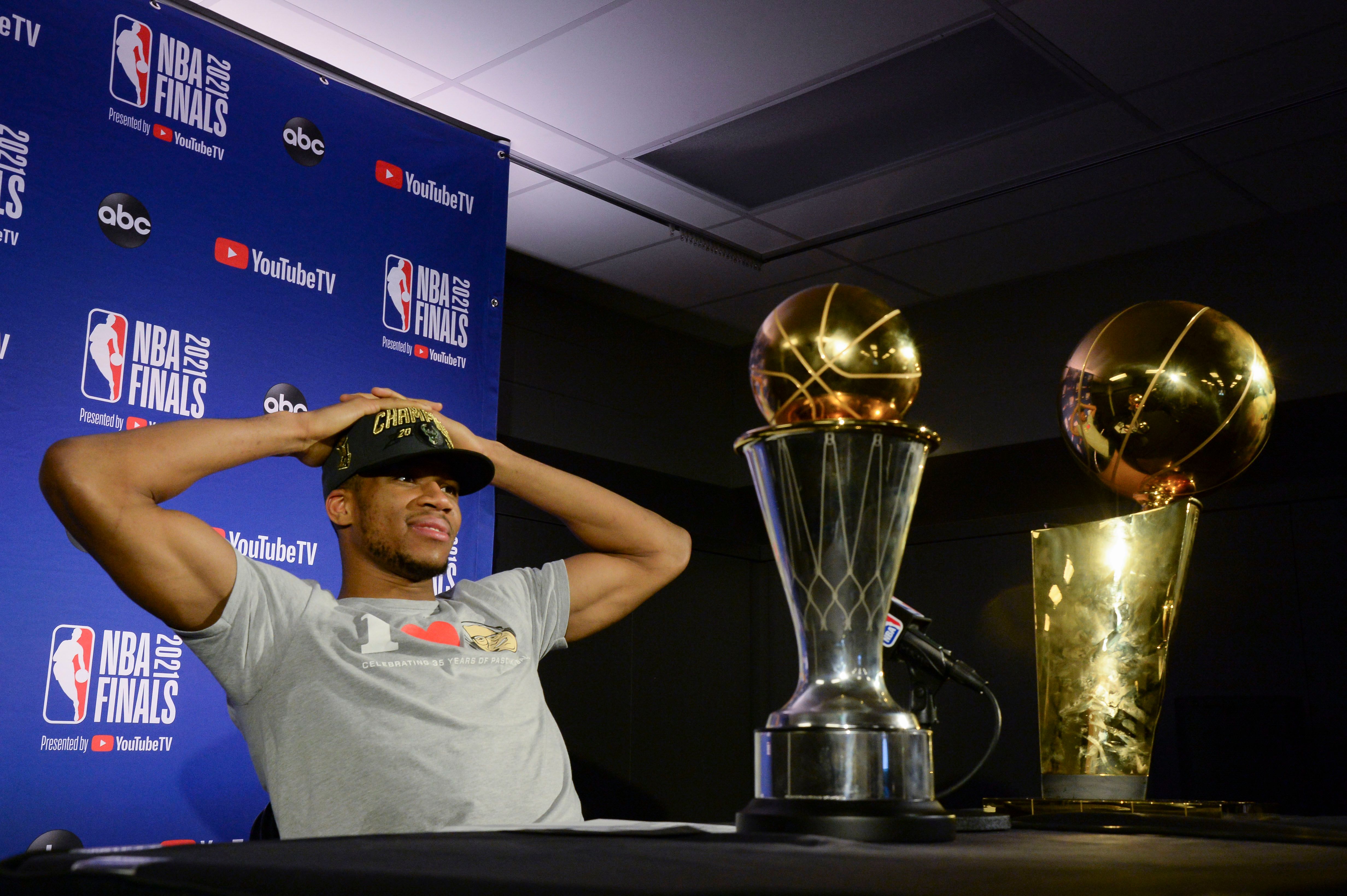 NBA总决赛即将打响,冠军归属成谜 NBA总决赛即将打响,冠军归属成谜