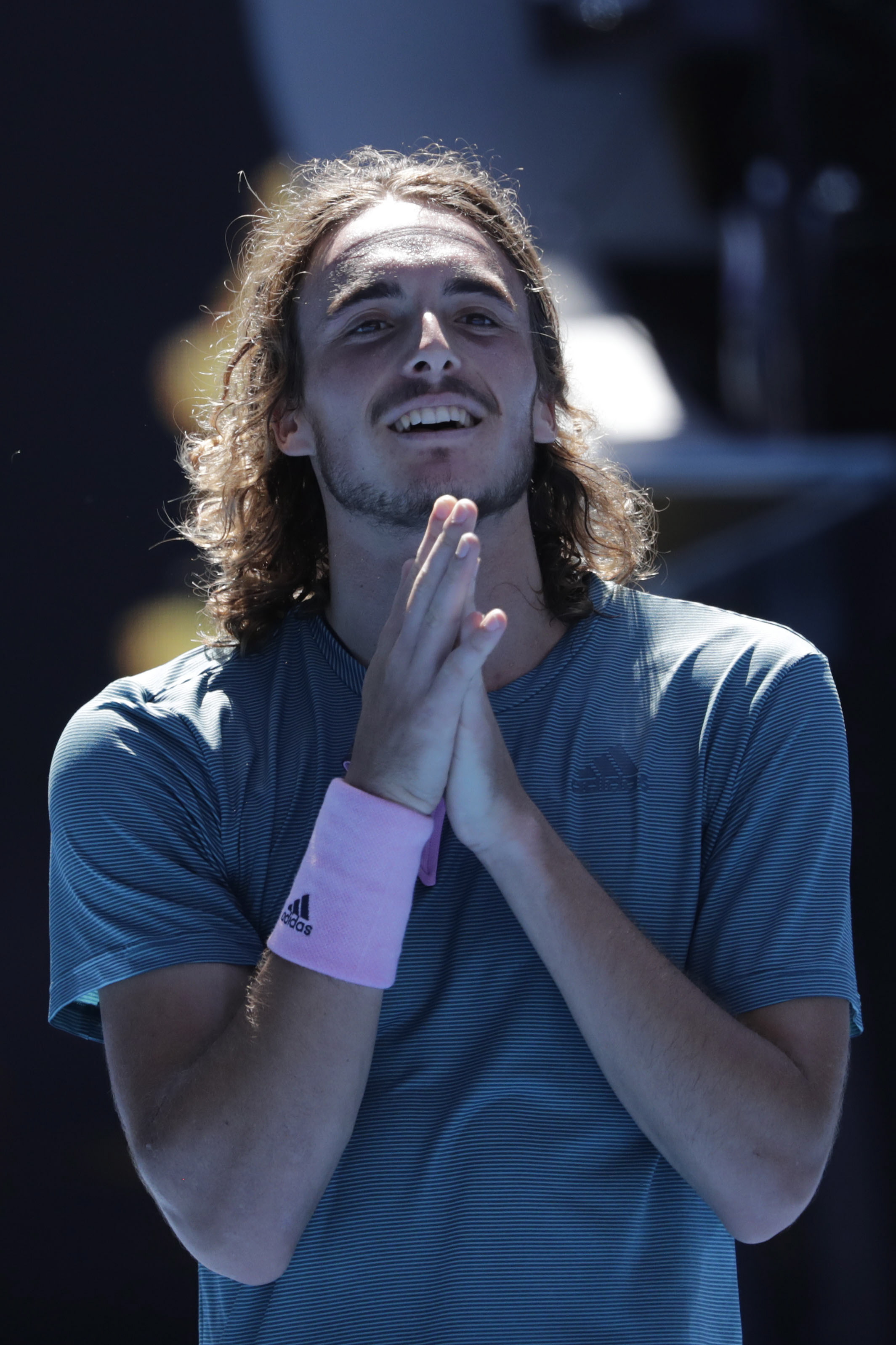 戴维斯杯鏖战澳网,西西帕斯统治全场的简单介绍 戴维斯杯鏖战澳网,西西帕斯统治全场的简单介绍