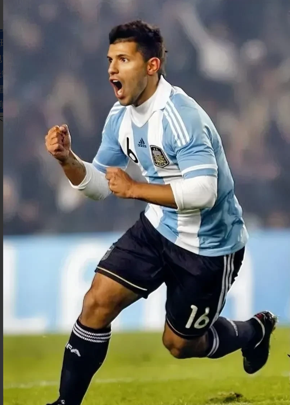 哥伦比亚轻取智利，阿圭罗统治全场