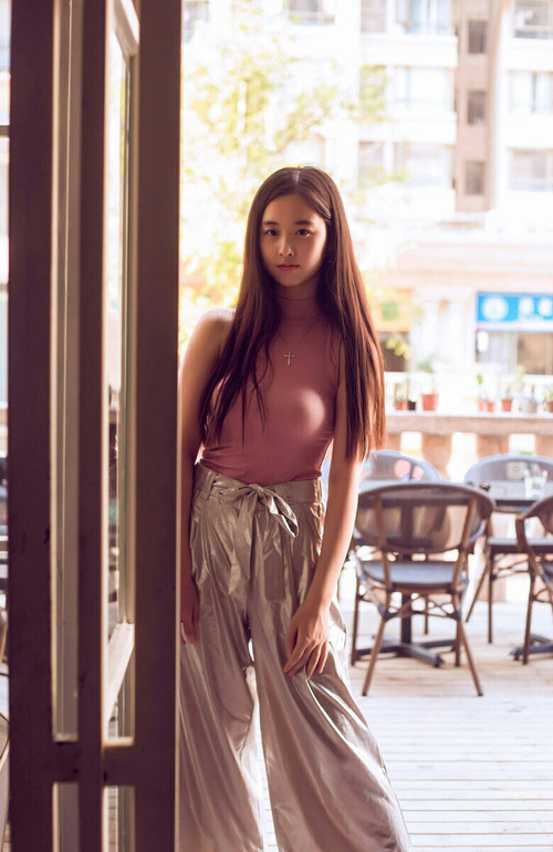 格纳布里点燃赛场,瑞典轻取克罗地亚展现团队光芒