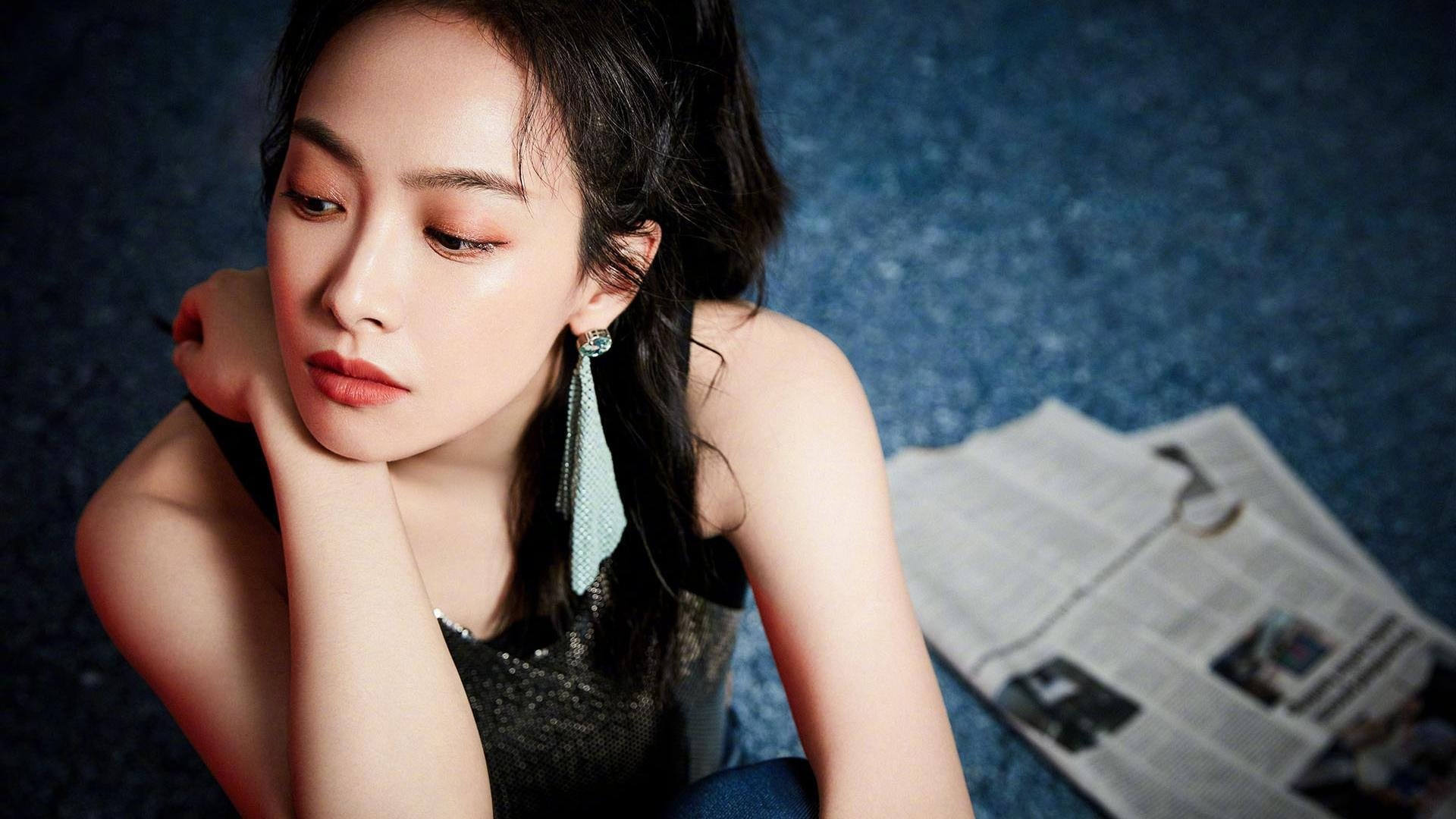 无名之辈的加冕礼,德甲争冠战之夜,于绝境中淬火而生的英雄