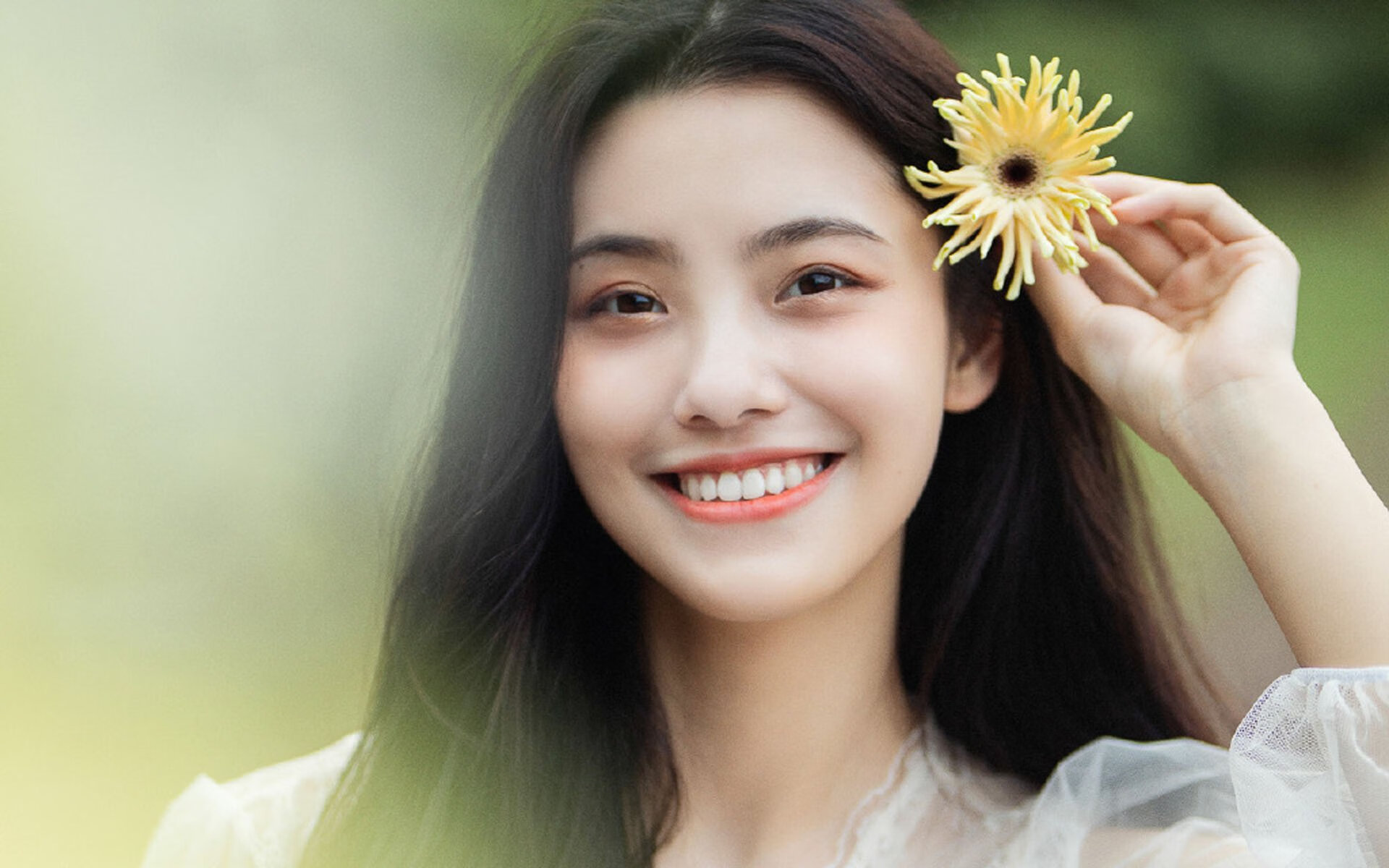 萨卡解锁国家队50场里程碑，三狮军团对决马竞的战术与传承