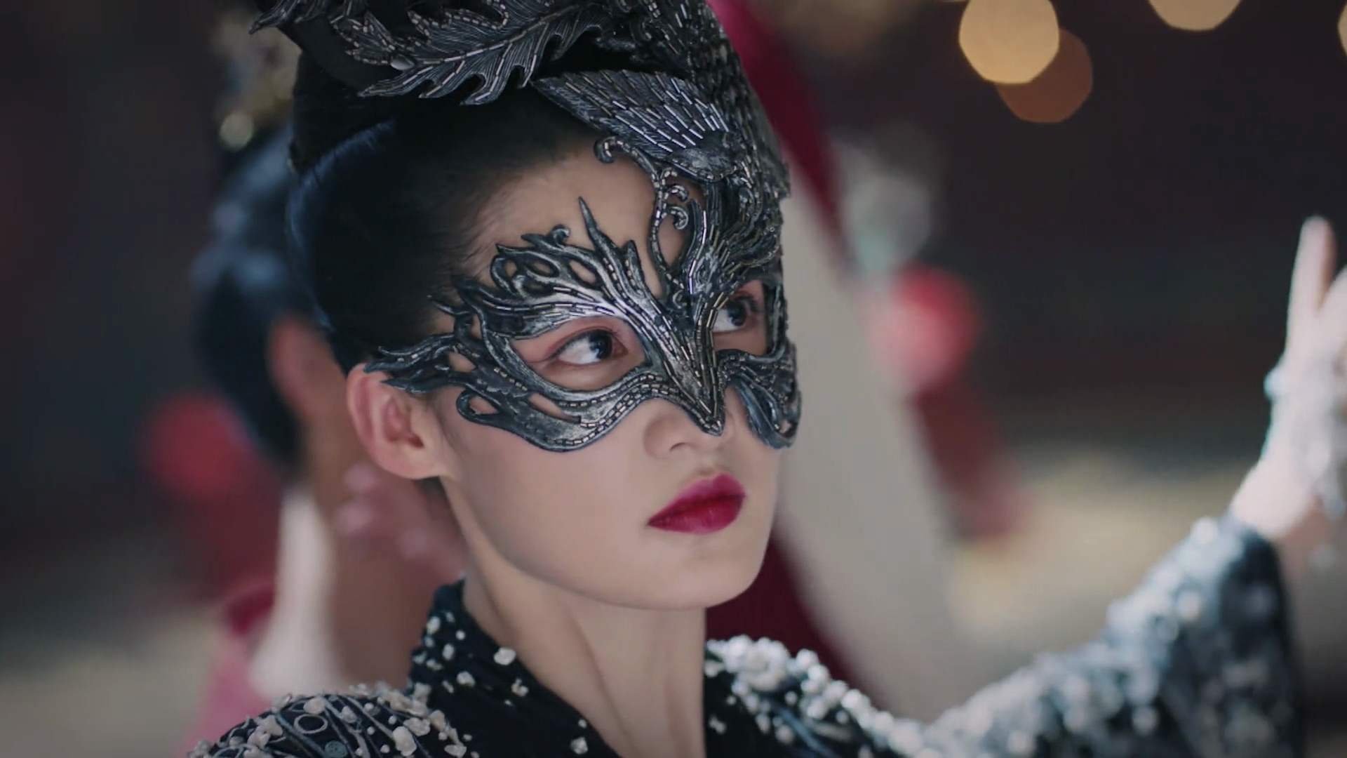 信号与香槟，当新疆的悬念遇上马德里的聚光灯